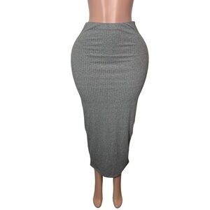 Sleek Grey Ribbed Midi Skirt - Women